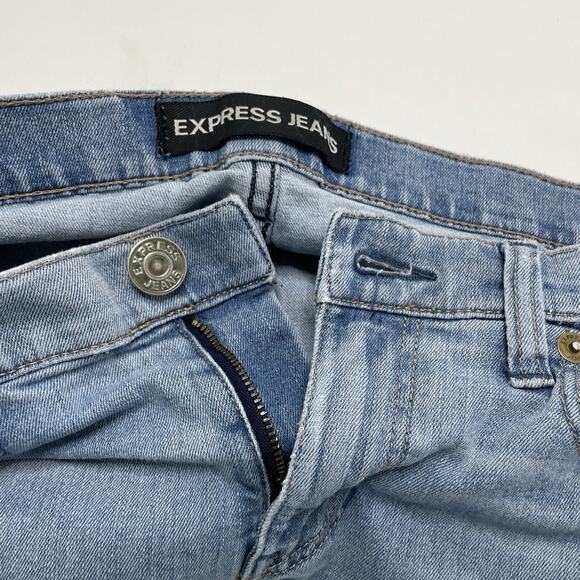 Express Size 4 Girlfriend Jeans Light Wash Distressed Soft Denim Casual Modern - Picture 6 of 13